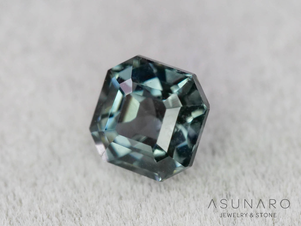 ティールブルースピネル 　エメラルドカット　スリランカ産　0.44ct　【260817-3457】