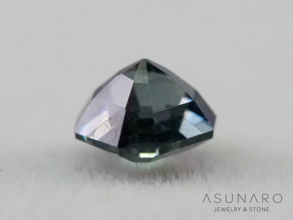 ティールブルースピネル 　エメラルドカット　スリランカ産　0.44ct　【260817-3457】