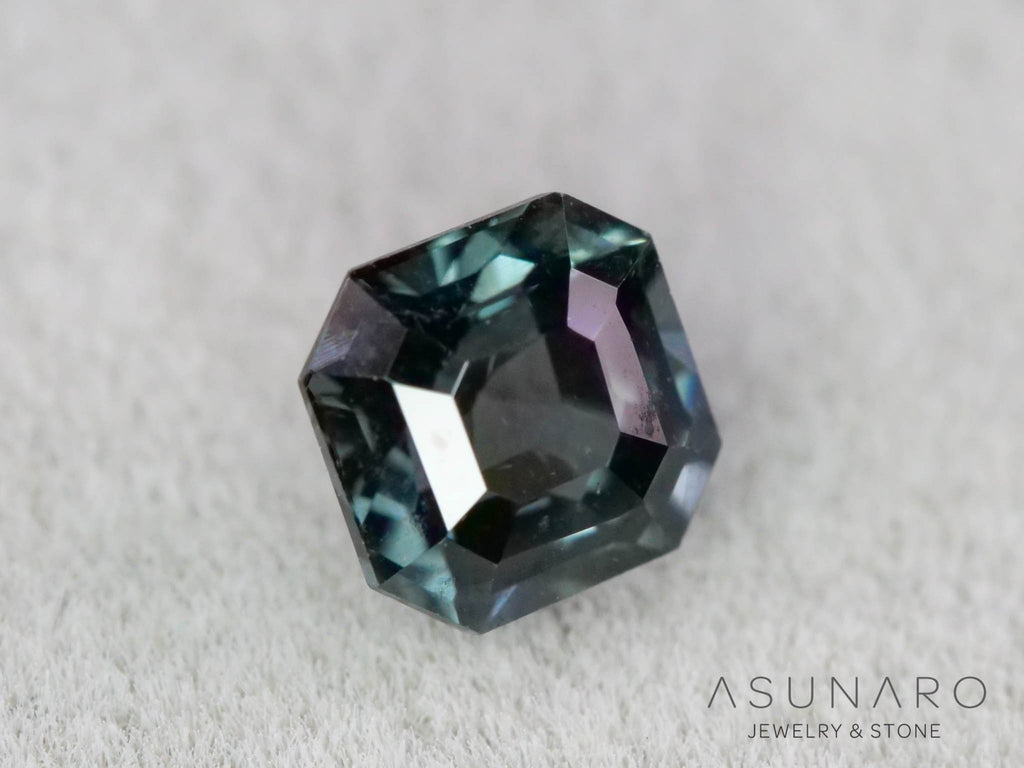 ティールブルースピネル 　エメラルドカット　スリランカ産　0.40ct　【260817-3459】