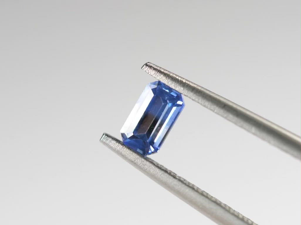 バイカラーサファイア エメラルドカット スリランカ産0.38ct【bs210703