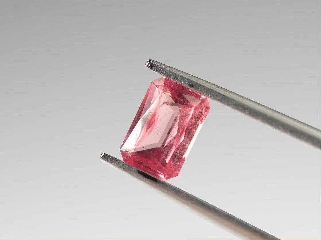 ロードクロサイト オクタゴナルカット アメリカ産1.30ct【rc210818-445】