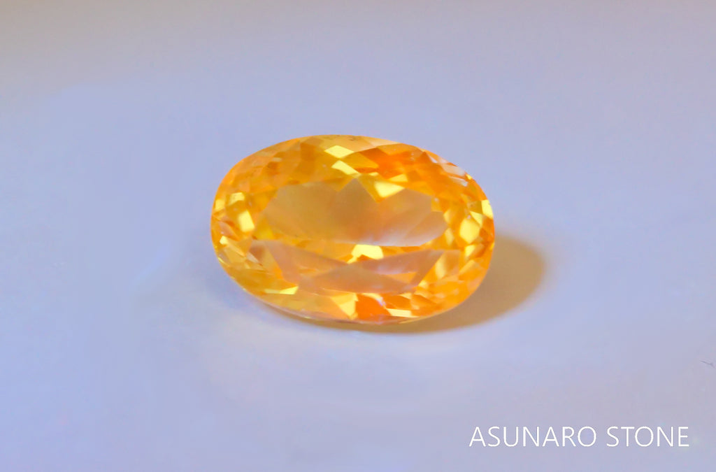 UVミントガーネット　タンザニア産　オーバルカット　0.60ct　【220301-1374】