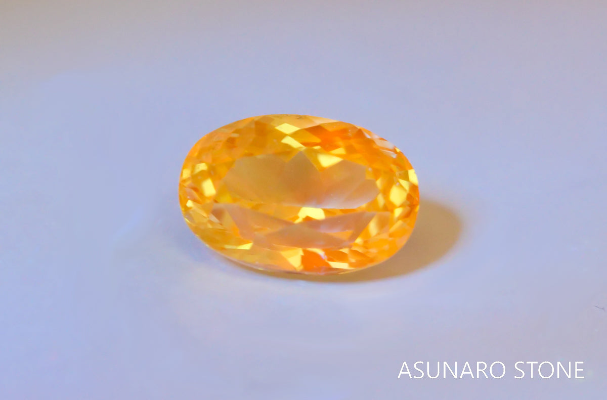 UVミントガーネット　タンザニア産　オーバルカット　0.60ct　【220301-1374】