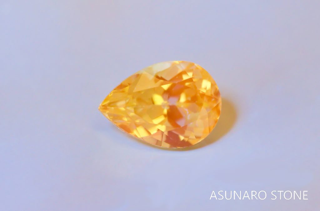 UVミントガーネット　タンザニア産　ペアシェイプ　0.50ct　【220301-1377】