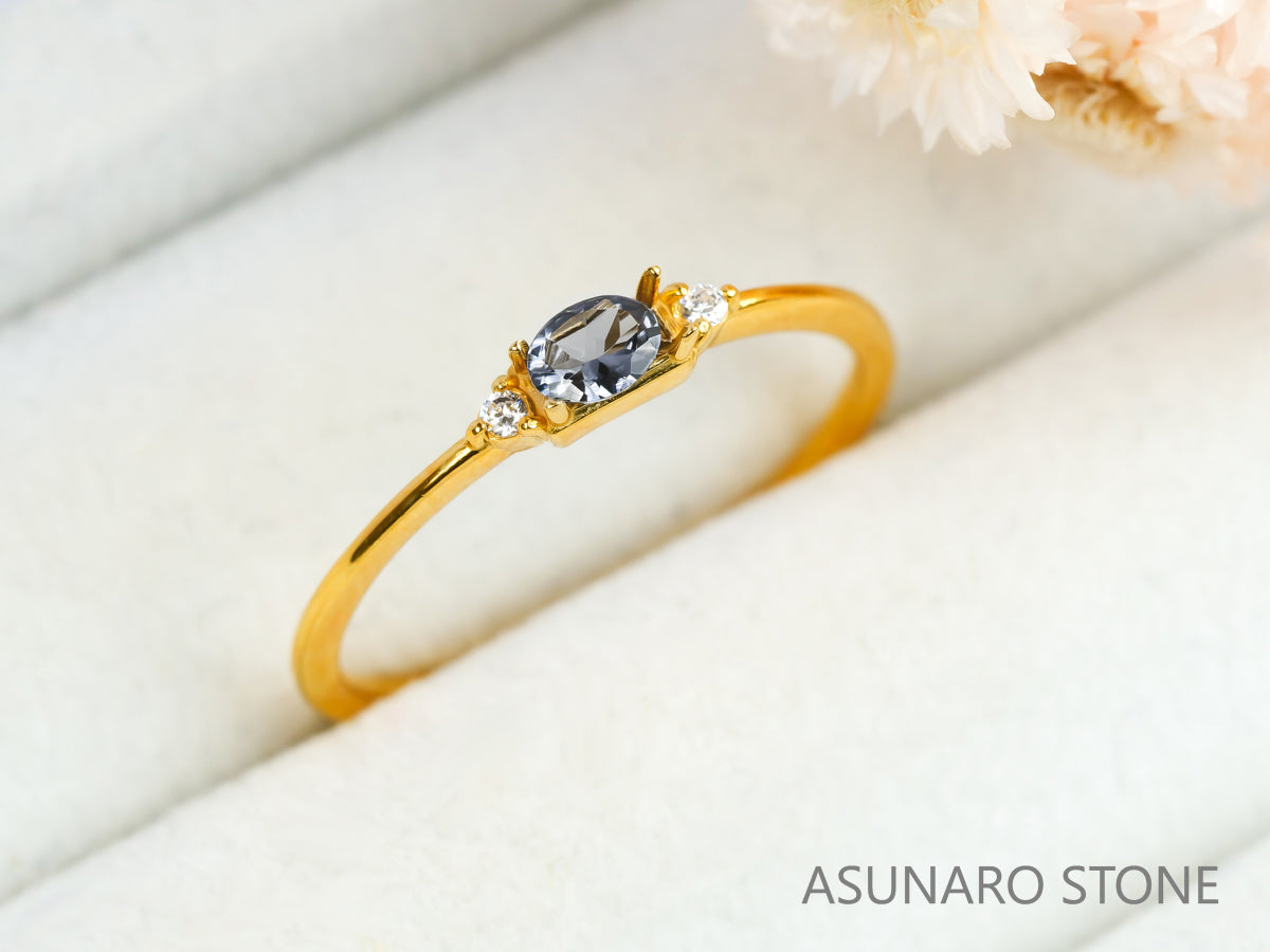 【4時間限定ゲリラ販売】キラッキラッの大人の輝き🌟グレースピネル  タンザニア産 4×3mm【ltd2304102】特別販売