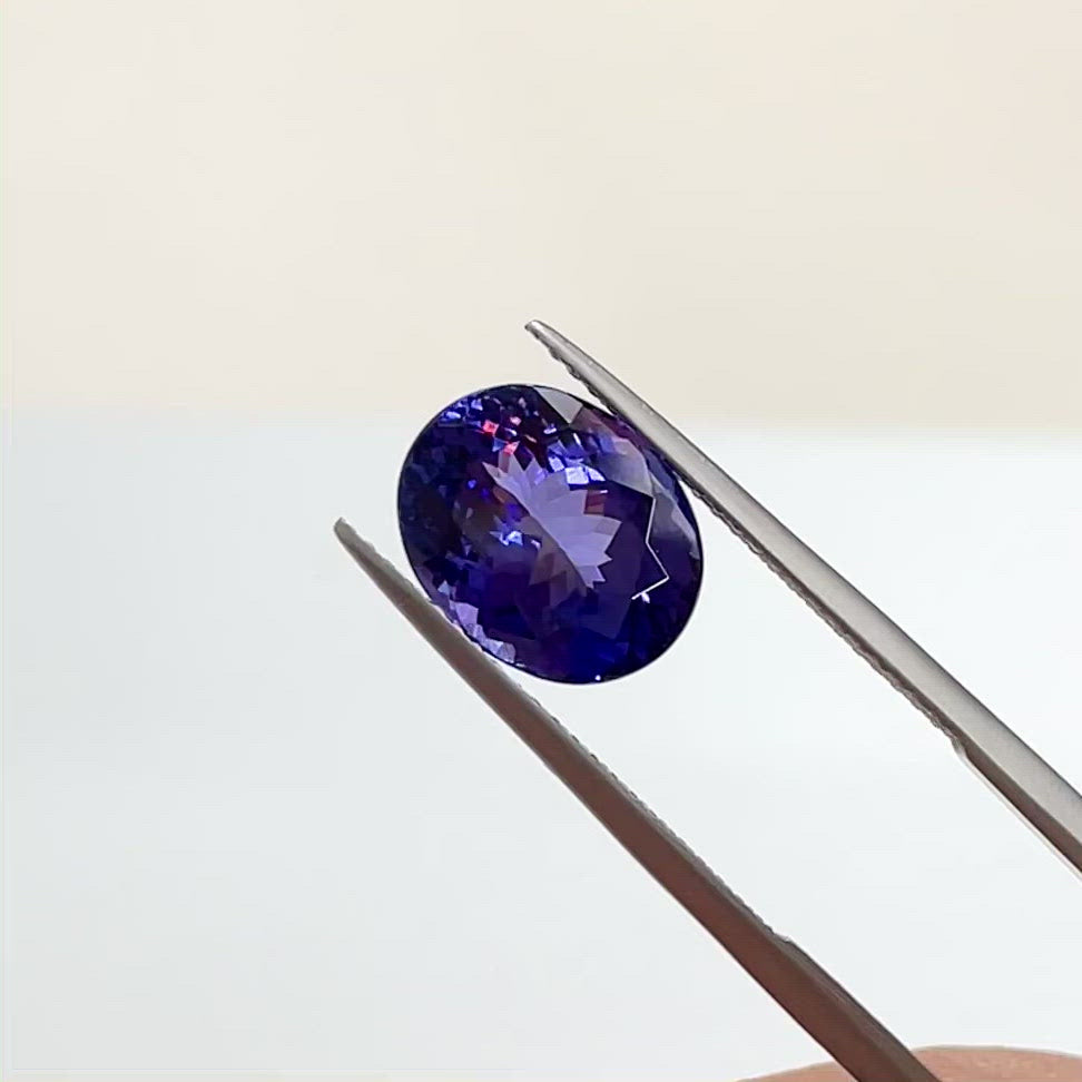 タンザナイト  オーバルカット タンザニア産 日独ソーティング付 4.24ct【tn21040237】