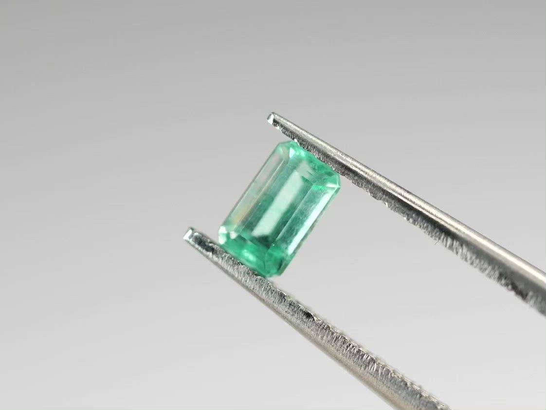 エメラルド エメラルドカット コロンビア産0.35ct【em210827-481】