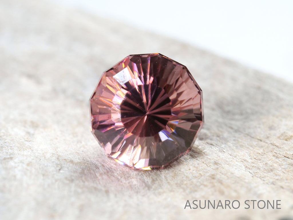 ピンクジルコン ドデカゴンカット タンザニア産 1.82ct【pz210616-303】
