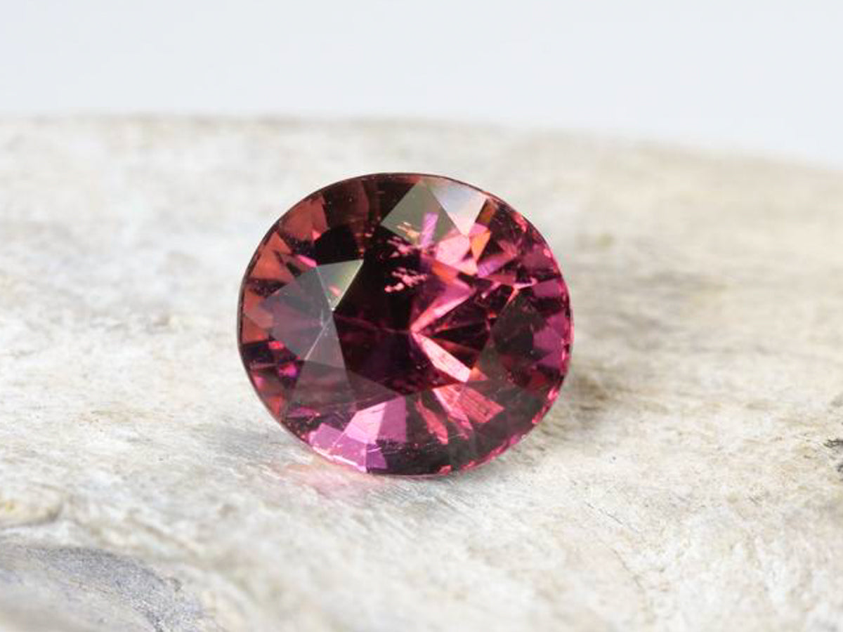 ピンクトルマリン オーバルカット コンゴ産1.83ct【tm210731-274】