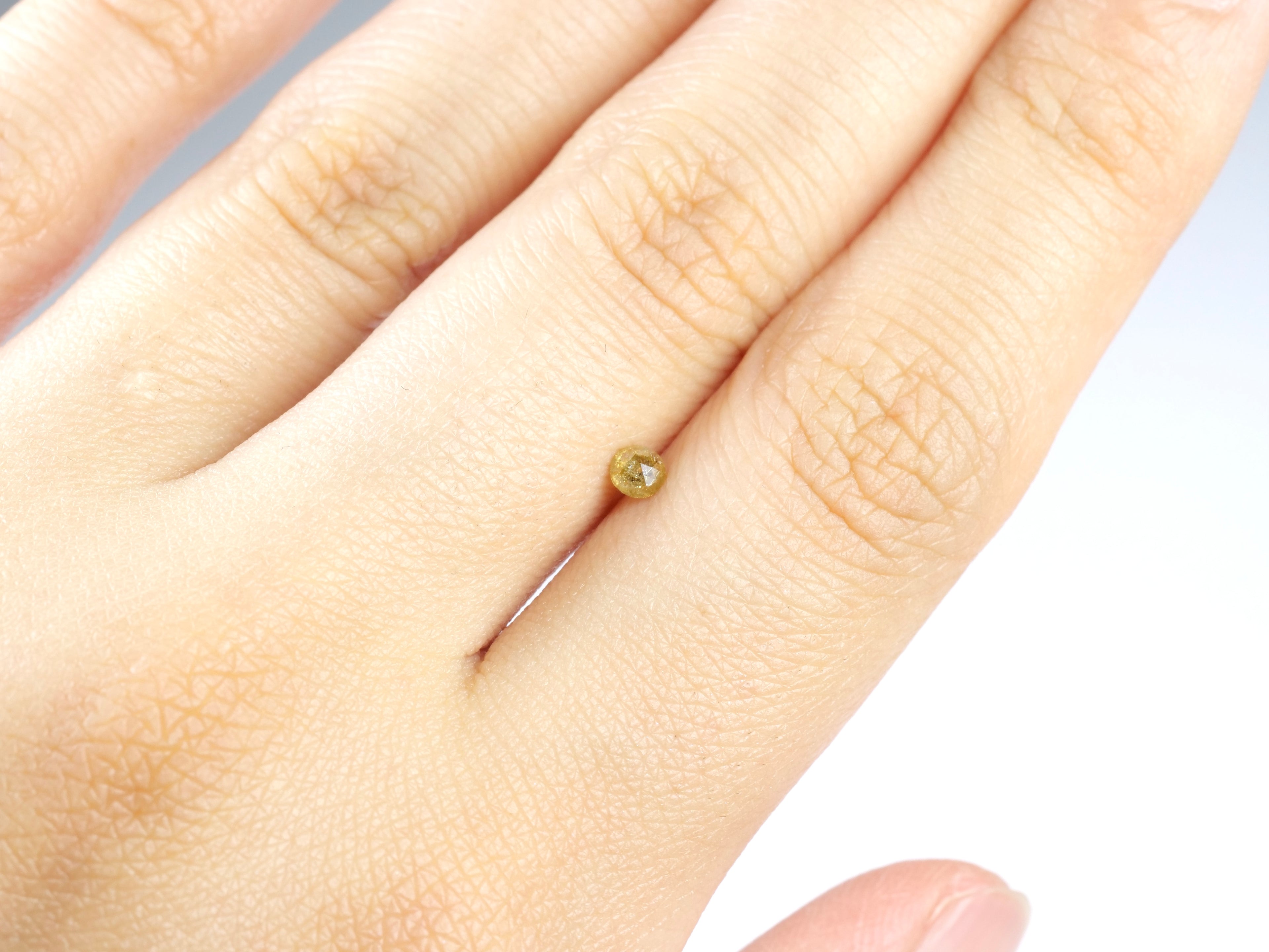 イエローダイヤモンド ローズカット コンゴ・ザイール産 0.14ct【da210629-400】
