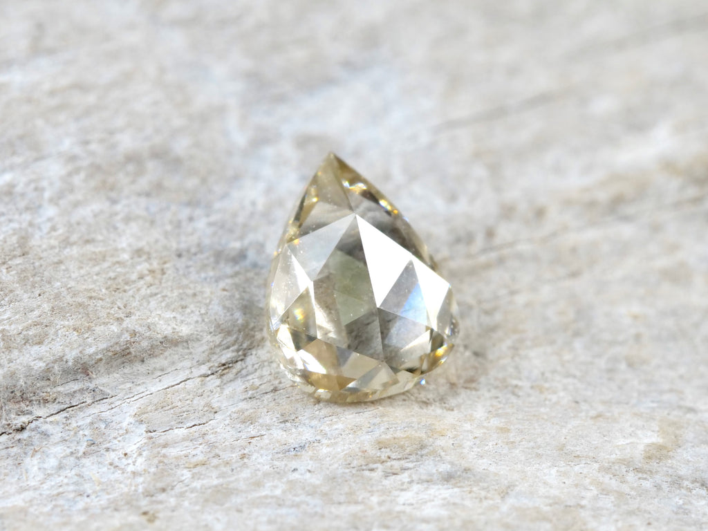 ダイヤモンド ローズカット コンゴ・ザイール産 0.18ct【da210629-401】