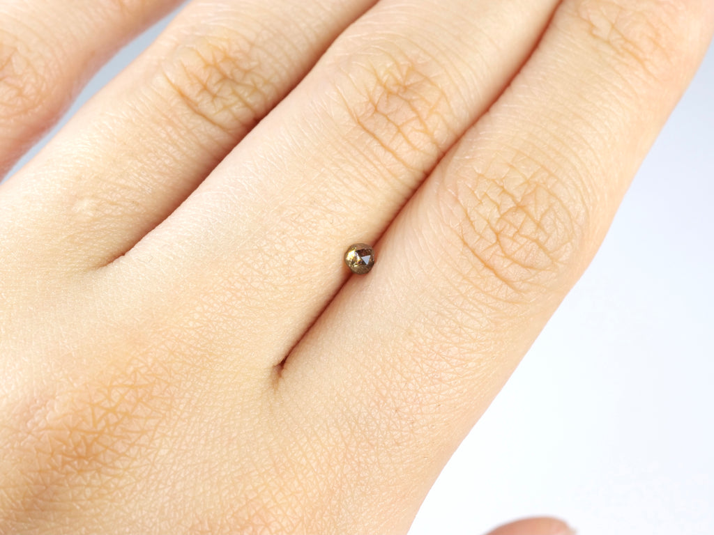 ブラウンダイヤモンド ローズカット コンゴ・ザイール産 0.12ct【da210629-403】
