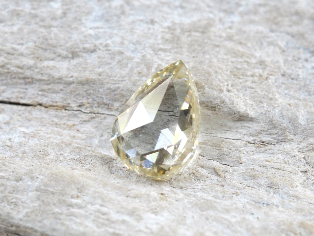 ダイヤモンド ローズカット コンゴ・ザイール産0.10ct【da210702-404】