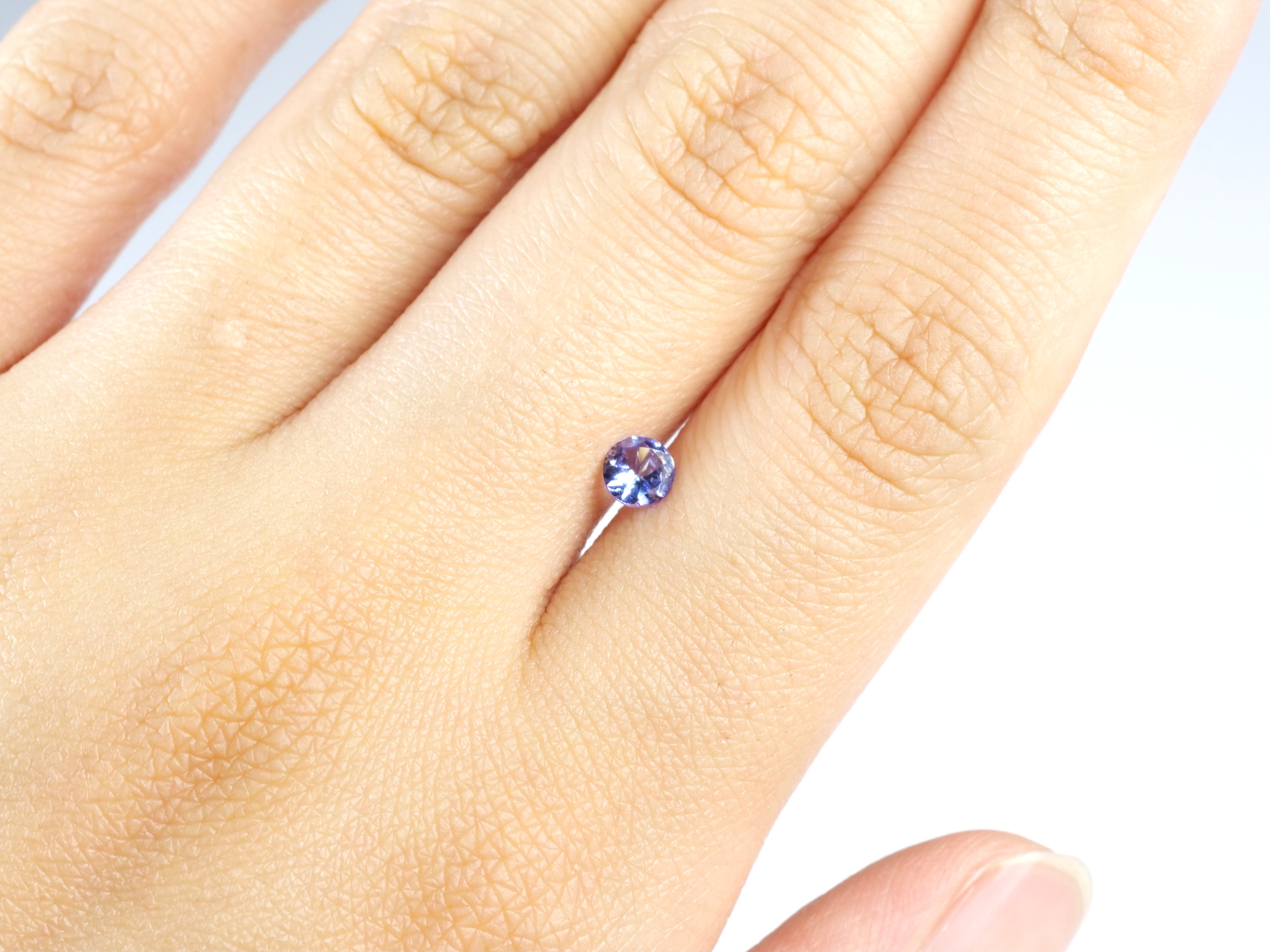 タンザナイト ラウンドカット タンザニア産0.30ct【tn210702-361】