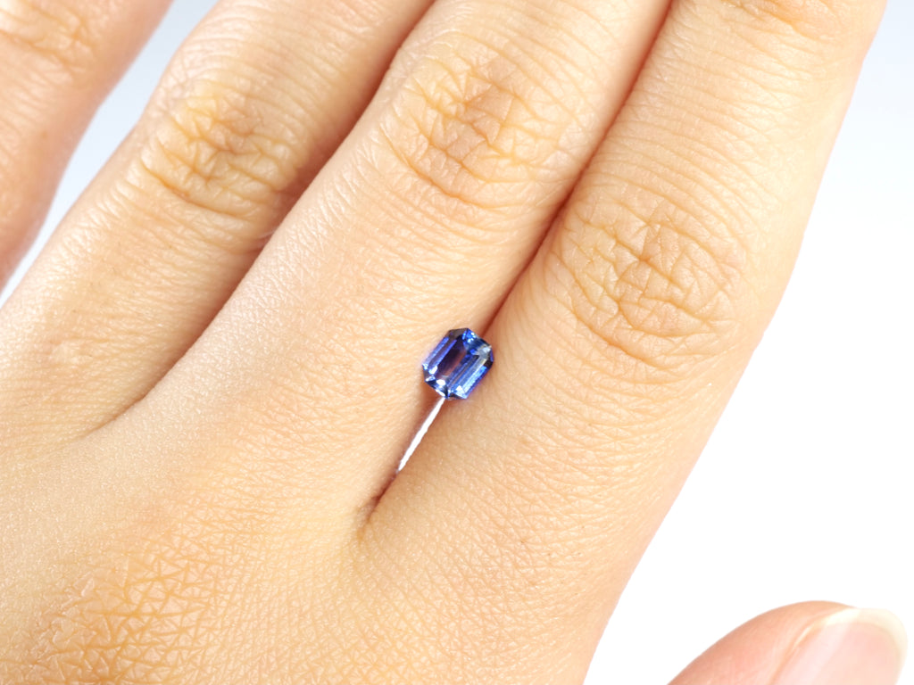 バイカラーサファイア エメラルドカット スリランカ産0.42ct【bs210703-427】