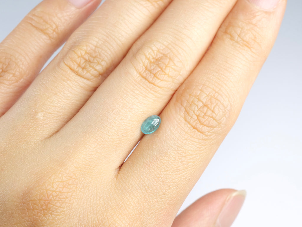 パライバトルマリン カボション ブラジル産　0.33ct【tm210712-335】