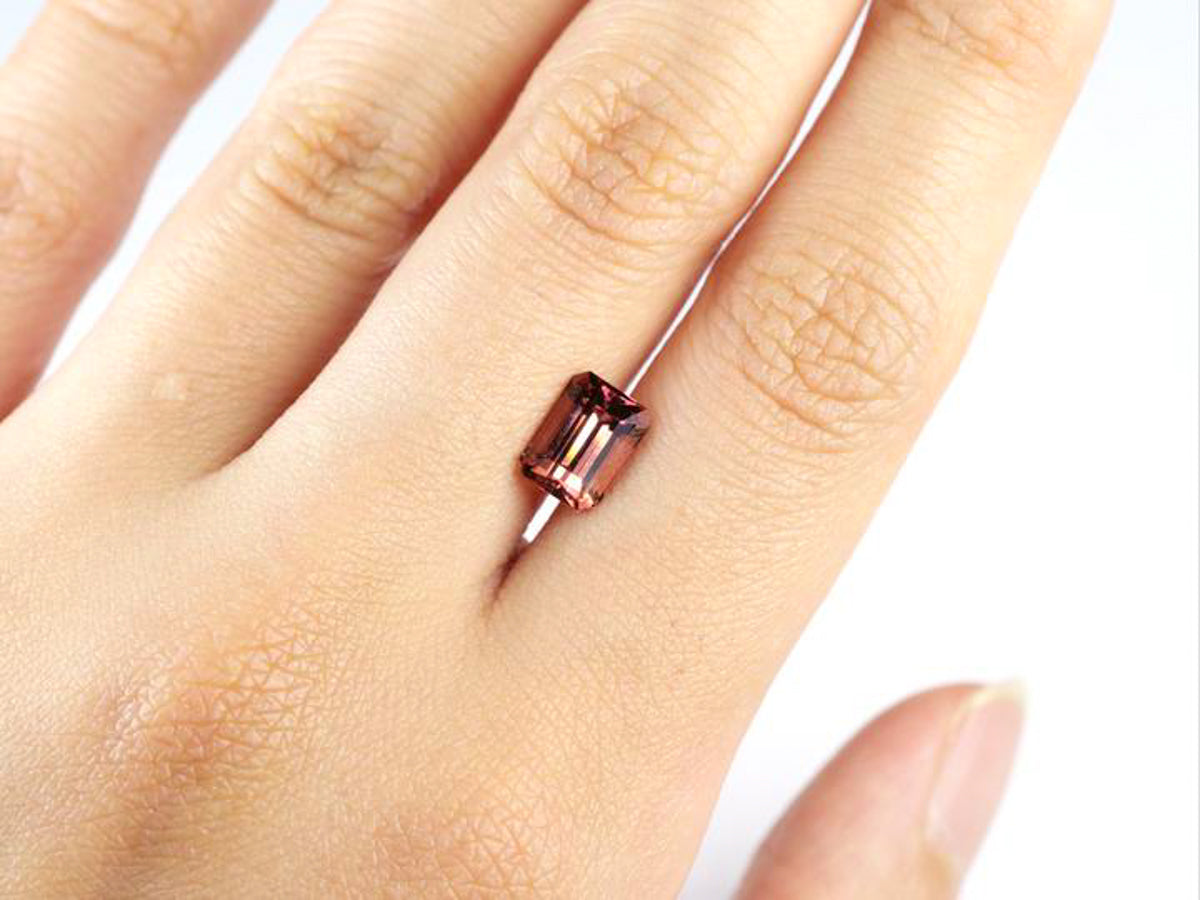 ピンクトルマリン エメラルドカット ルワンダ産1.86ct【tm210731-369