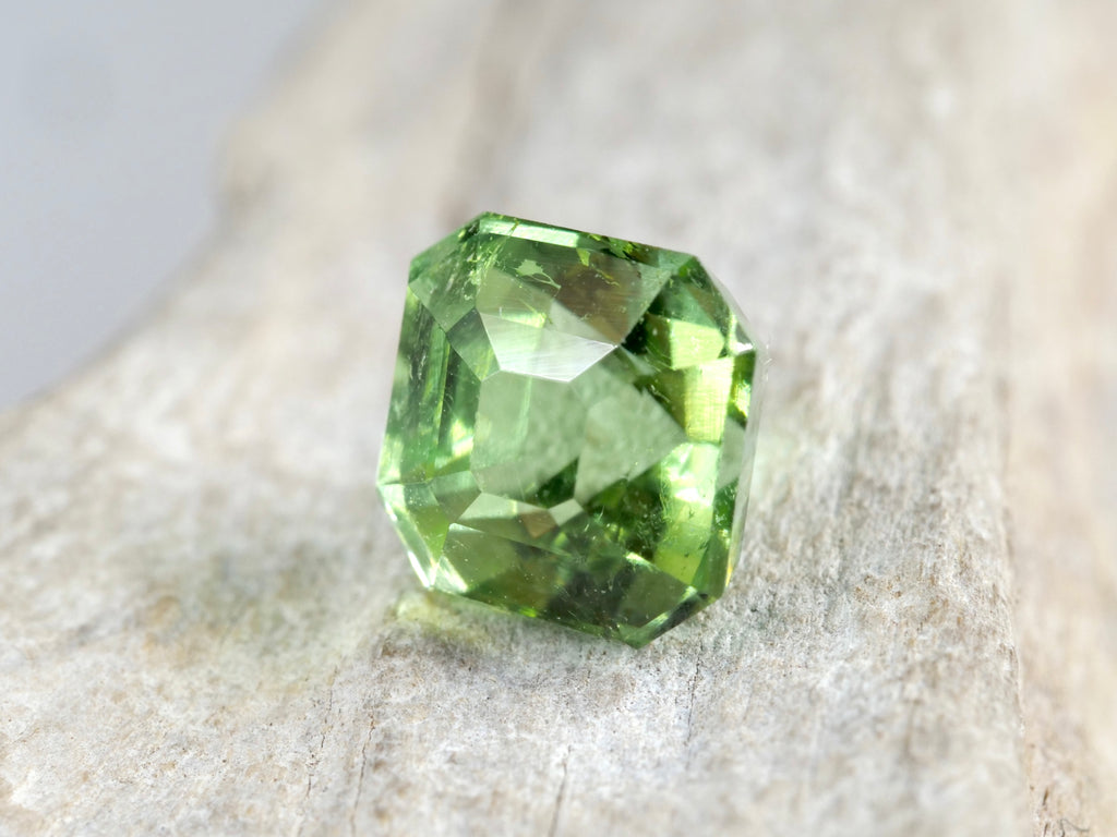 ミントトルマリン アッシャーカット アフガニスタン産1.28ct【tm210713-374】