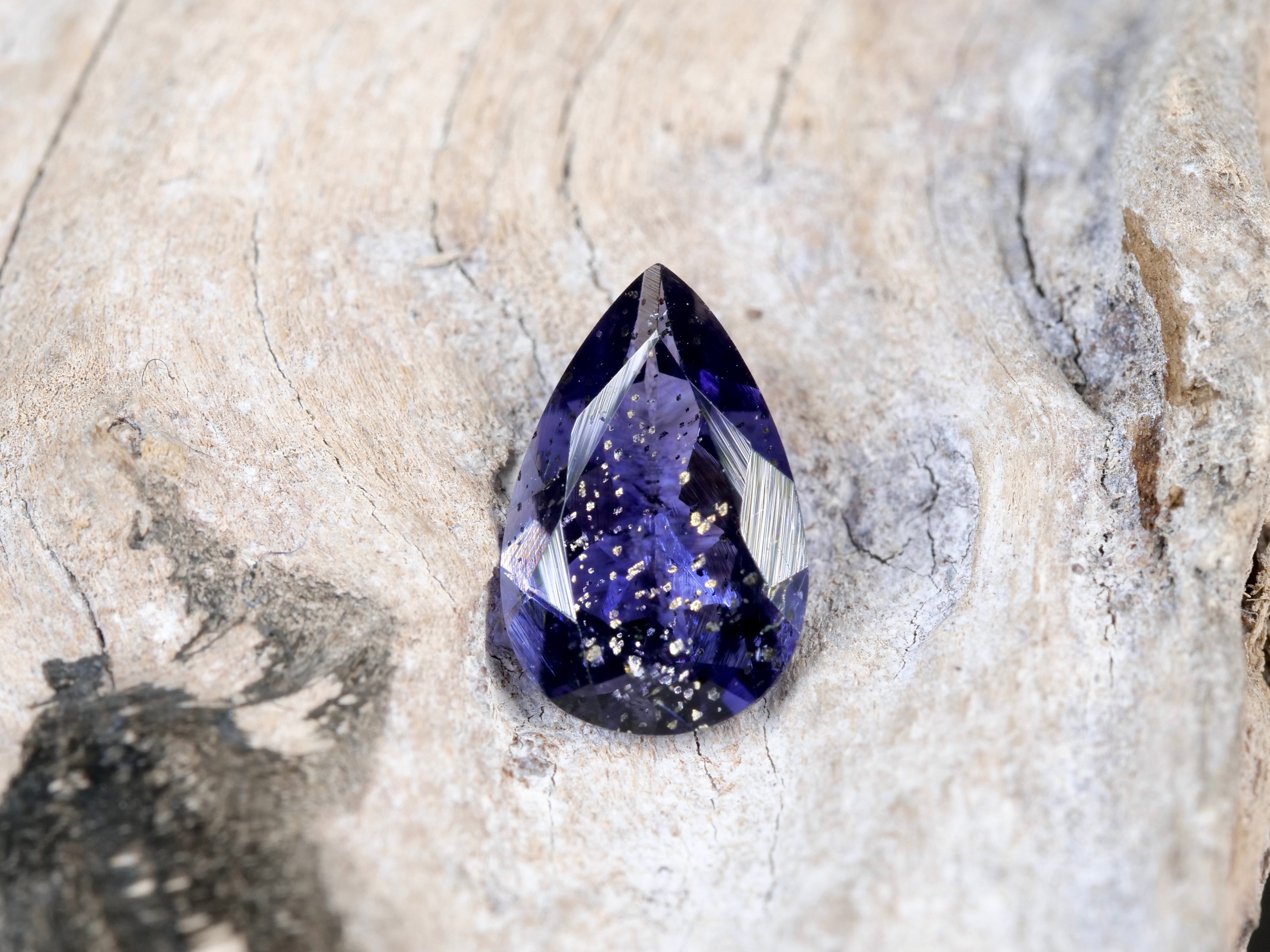 アイオライトサンストーン ペアシェイプカット インド産0.66ct【as210717-408】