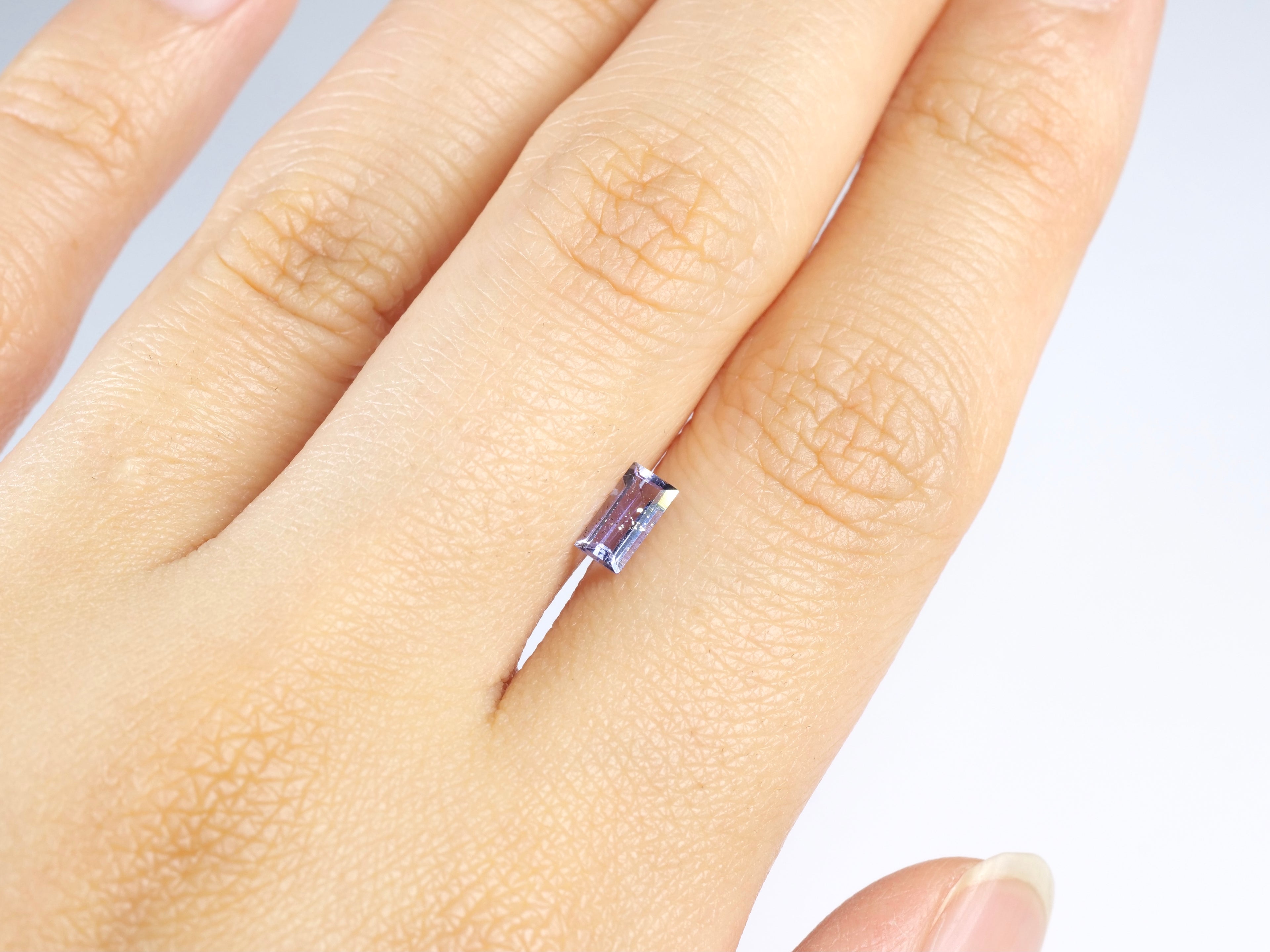 アイオライトサンストーン スクエアカット インド産0.29ct【as210717-409】