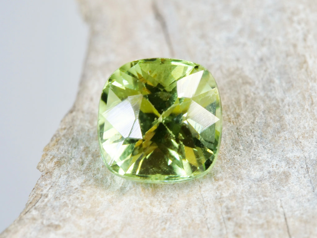 ミントトルマリン クッションカット アフガニスタン産1.16ct【tm210908-322】