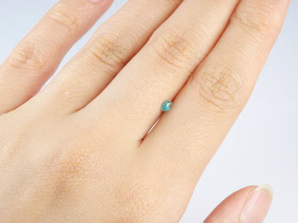 パライバトルマリン カボション ブラジル産0.14ct【tm210813-467】