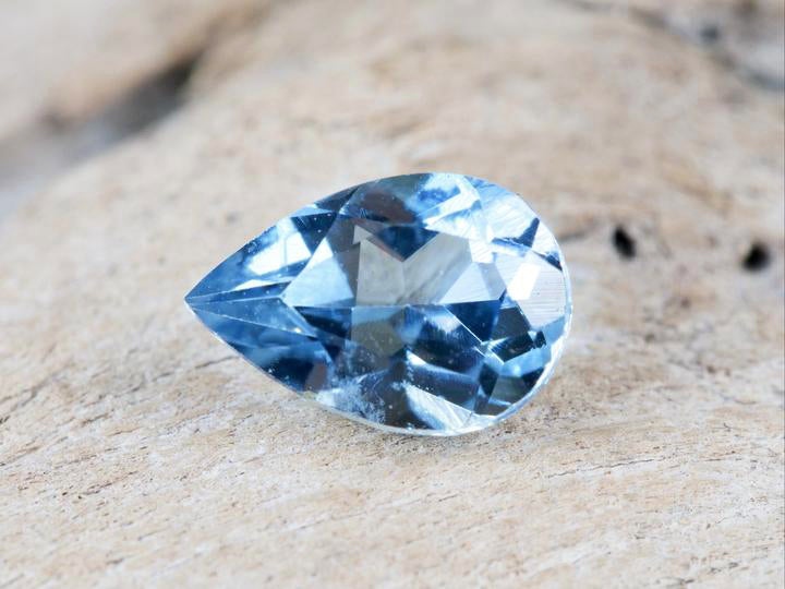 サンタマリアアクアマリン ペアシェイプカット ブラジル産0.41ct【sa210827-476】