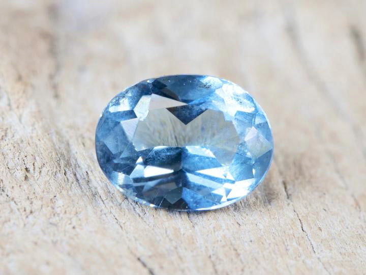 サンタマリアアクアマリン オーバルカット ブラジル産0.22ct【sa210827-474】