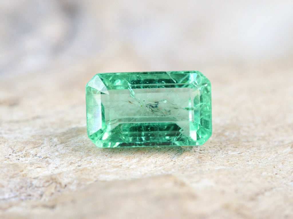 エメラルド エメラルドカット コロンビア産0.30ct【em210827-484】