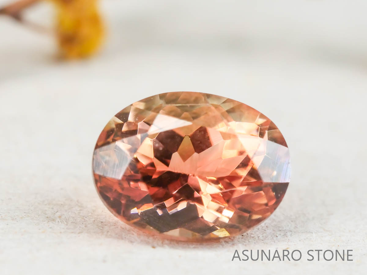 オレゴンサンストーン オーバルカット アメリカ産 1.57ct【os211115-521】