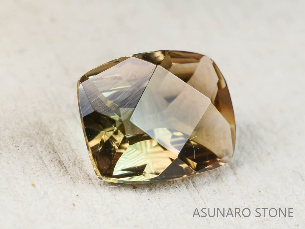 オレゴンサンストーン クッションカット アメリカ産 1.77ct【os211115-525】