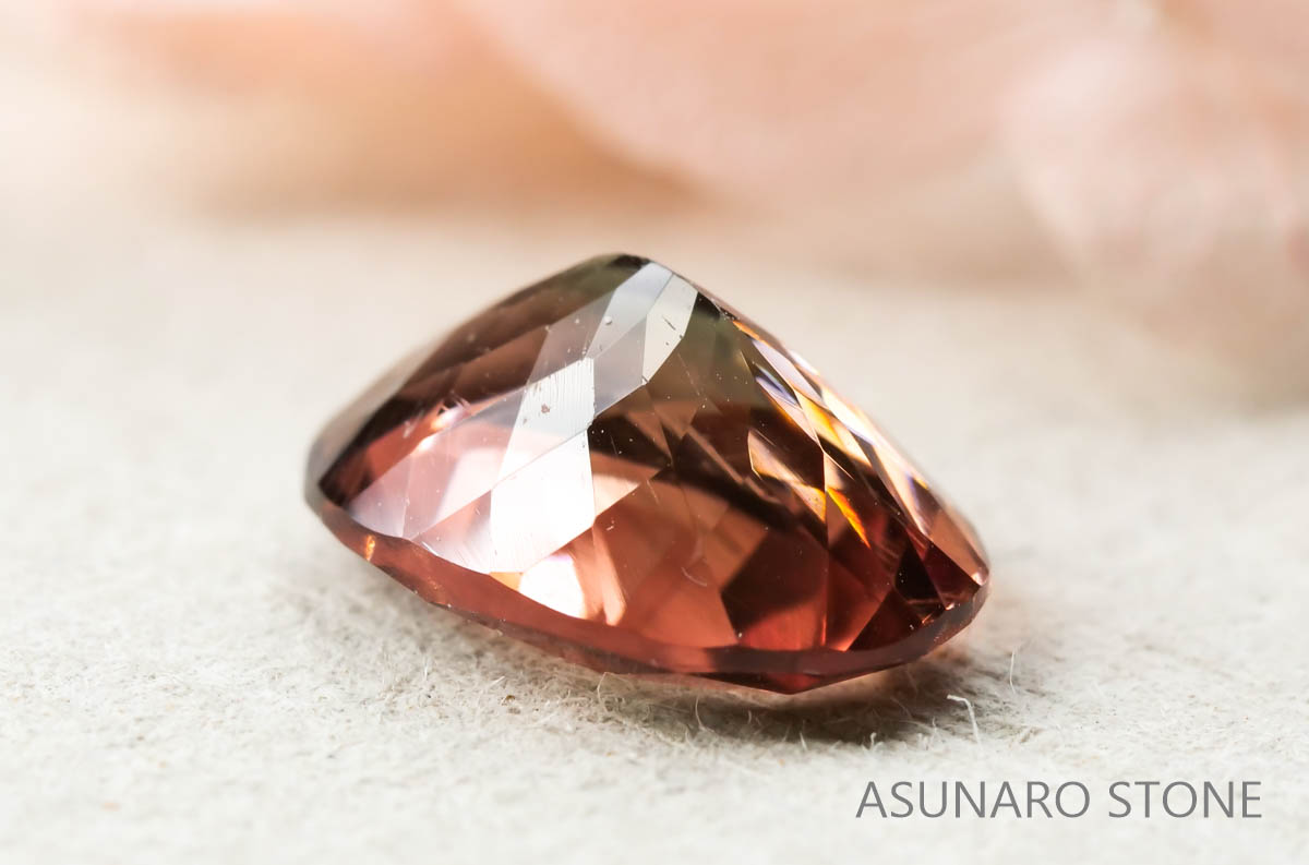 オレゴンサンストーン オーバルカット アメリカ産 2.62ct【os211115-526】