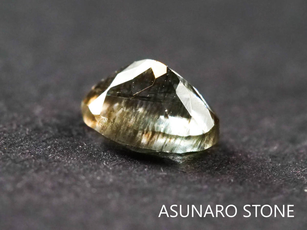 アクアマリンサンストーン　オーバルカット ブラジル産 0.72ct 【211129-547】