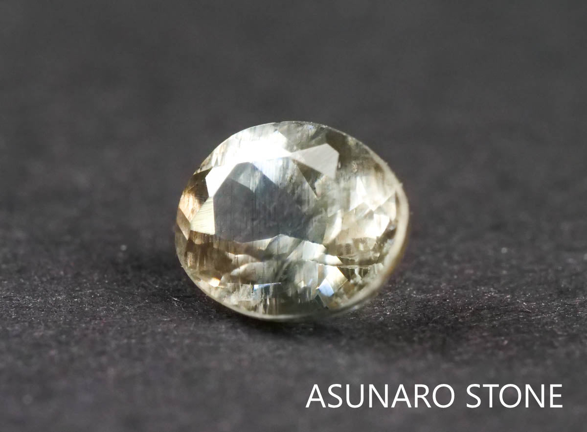 アクアマリンサンストーン　オーバルカット ブラジル産  0.78ct 【211210-549】