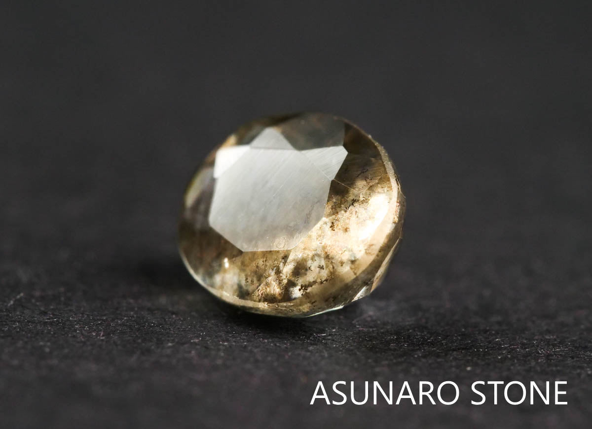 アクアマリンサンストーン　オーバルカット ブラジル産  0.78ct 【211210-549】