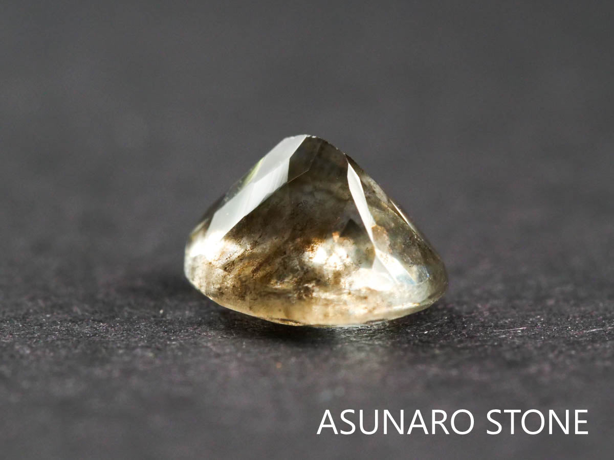 アクアマリンサンストーン　オーバルカット ブラジル産  0.78ct 【211210-549】