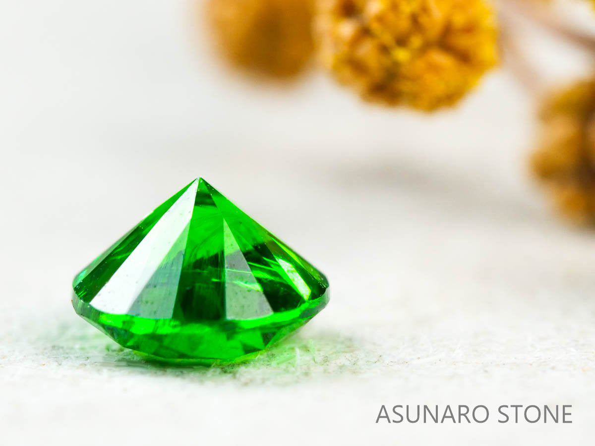 デマントイドガーネット ロシア産 ラウンドカット 0.22ct【211208-530】