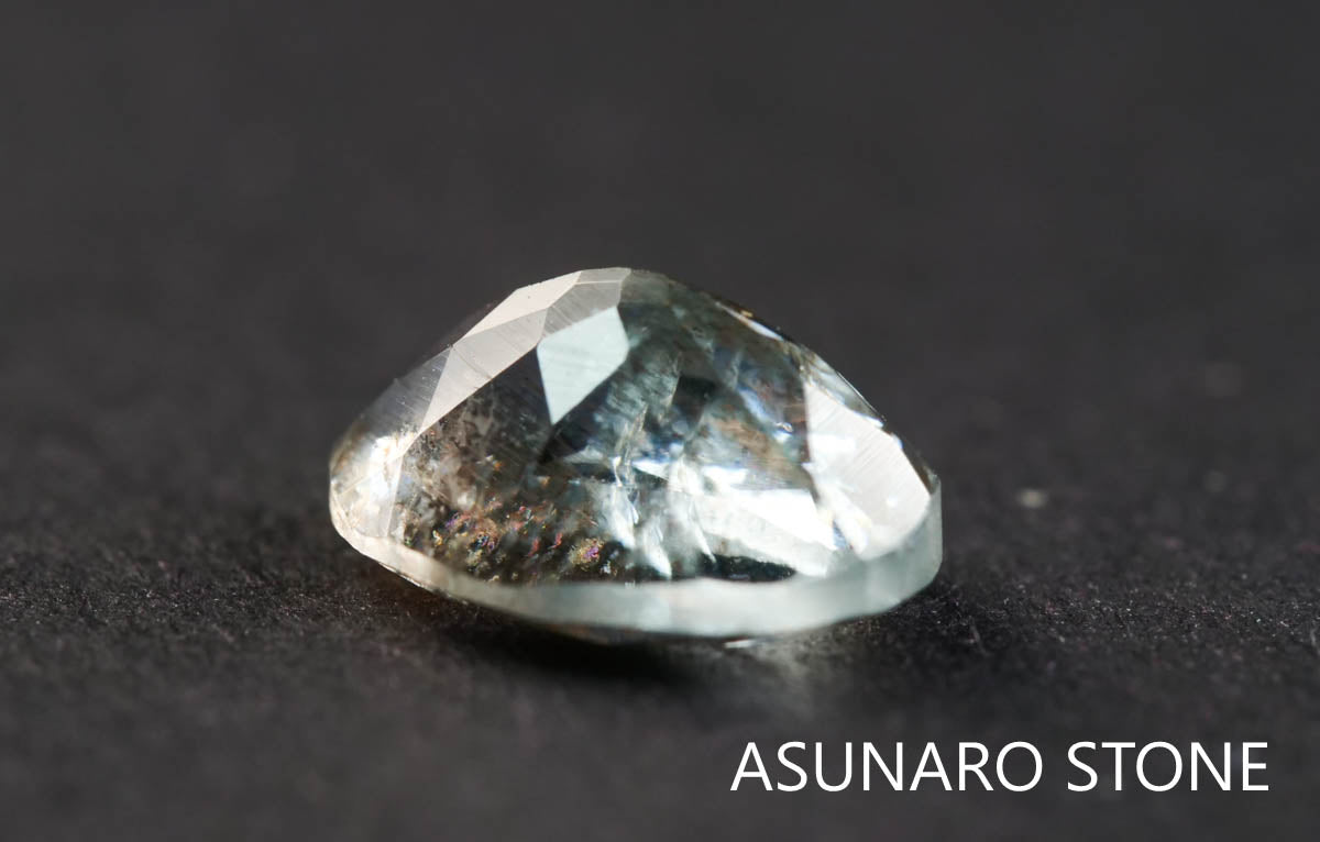 アクアマリンサンストーン　オーバルカット ブラジル産  1.12ct 【211210-552】