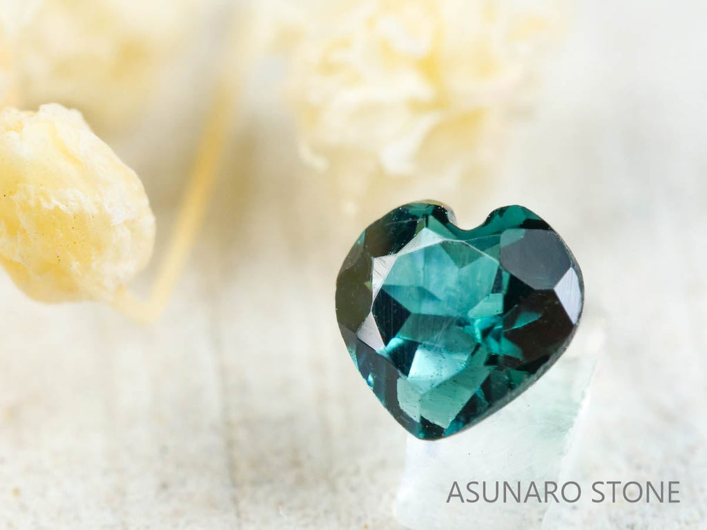 ブルートルマリン ハートカットアフガニスタン産  0.21ct【211223-574】
