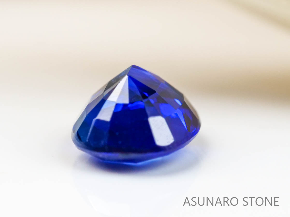 ロイヤルブルーサファイア 　オーバルカット スリランカ産　0.32ct　AIGS鑑別書付【220104-275】