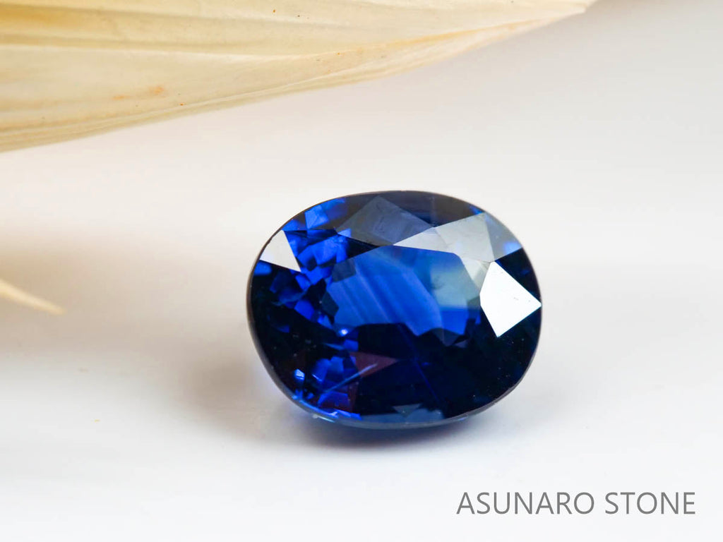 非加熱ロイヤルブルーサファイア 　オーバルカット スリランカ産　0.52ct　AIGS鑑別書付【220104-276】