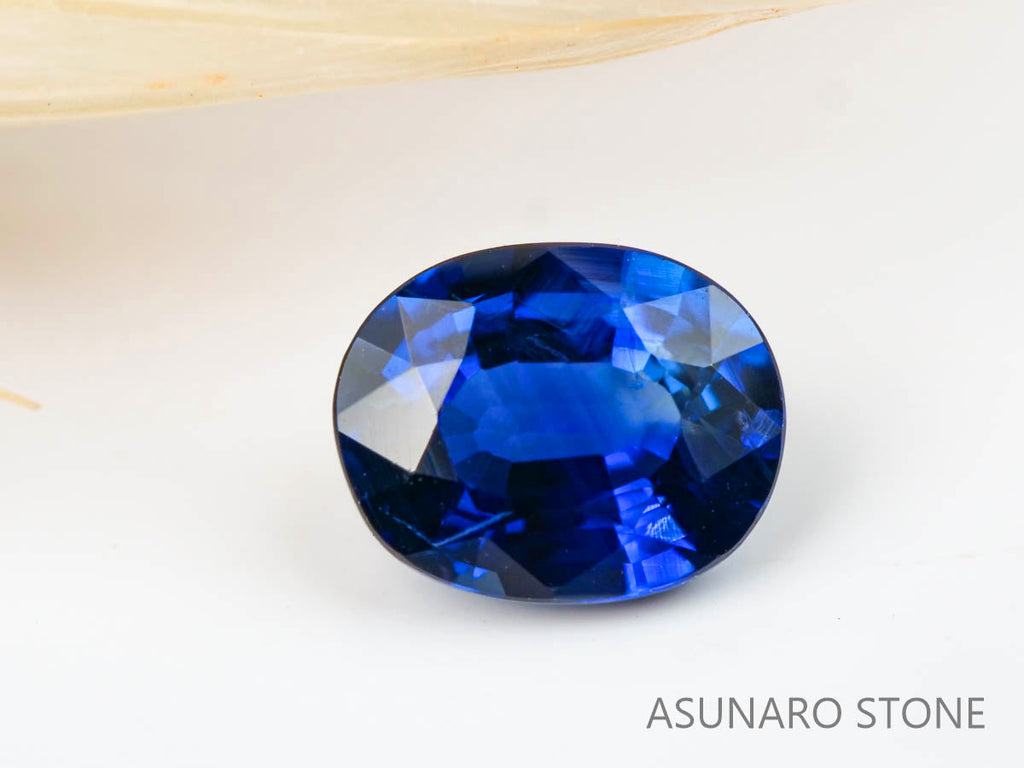非加熱ロイヤルブルーサファイア 　オーバルカット スリランカ産　0.52ct　AIGS鑑別書付【220104-276】