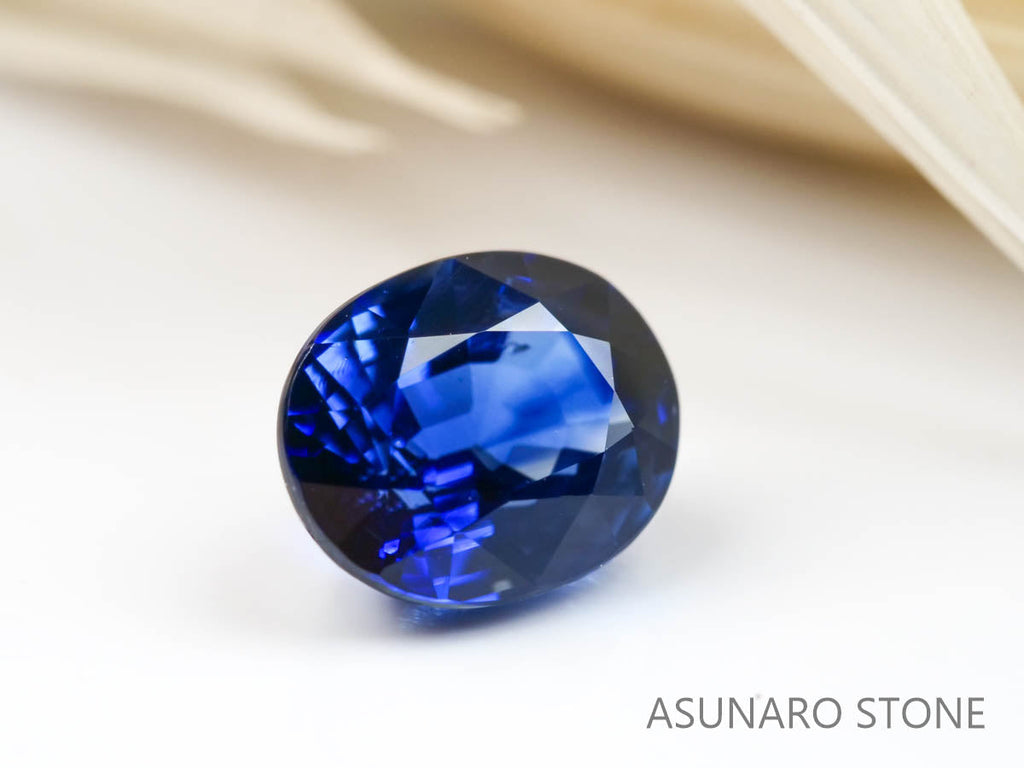 非加熱ロイヤルブルーサファイア 　オーバルカット スリランカ産　0.61ct　AIGS鑑別書付【220104-278】