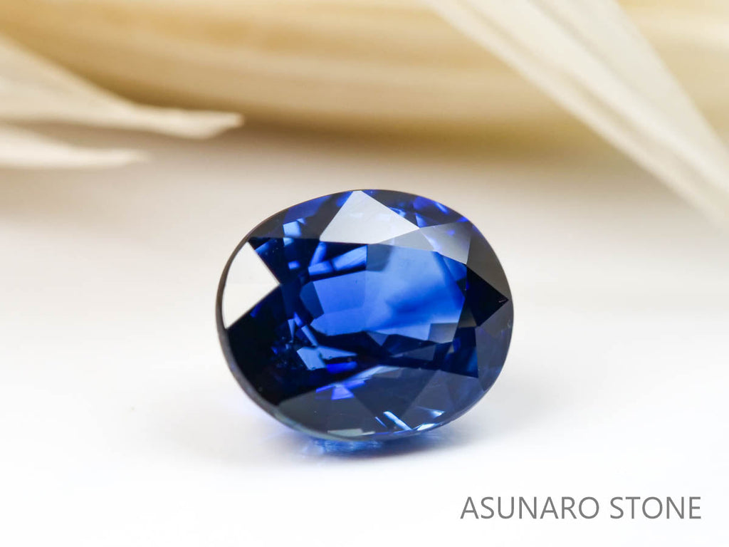 非加熱ロイヤルブルーサファイア 　オーバルカット スリランカ産　0.61ct　AIGS鑑別書付【220104-278】