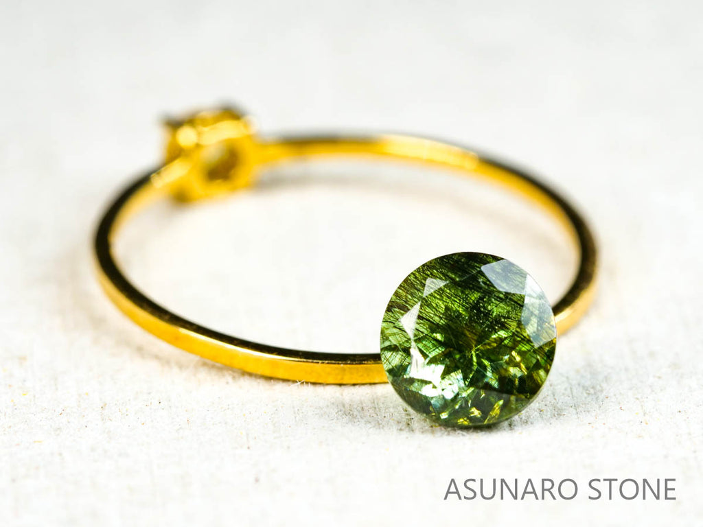 ルドウィジャイトインペリドット　ラウンドカット　パキスタン産   1.15ct【211224-258】