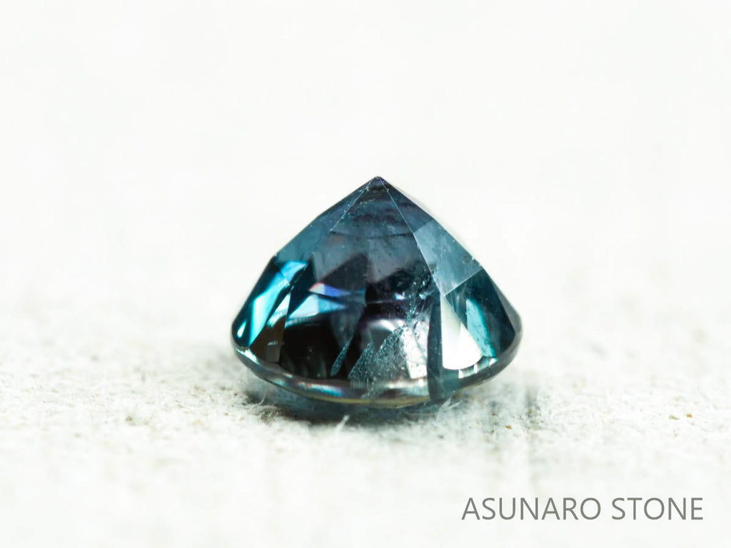 アレキサンドライト　ラウンドカット　 ブラジル産　0.19ct【220119-583】