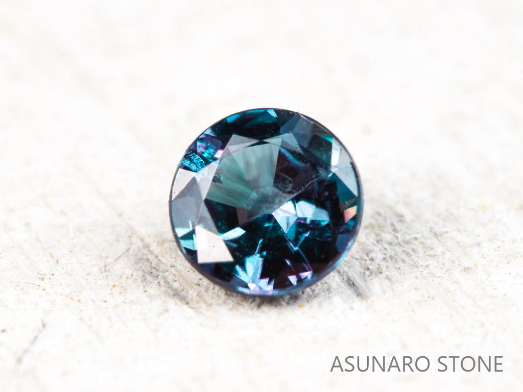 アレキサンドライト　ラウンドカット　 ブラジル産　0.18ct【220119-586】