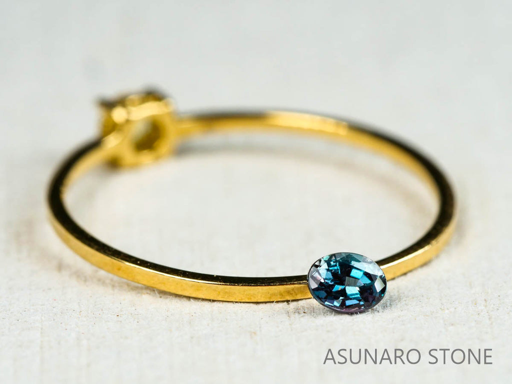 アレキサンドライト　オーバルカット　 ブラジル産　0.13ct【220119-590】