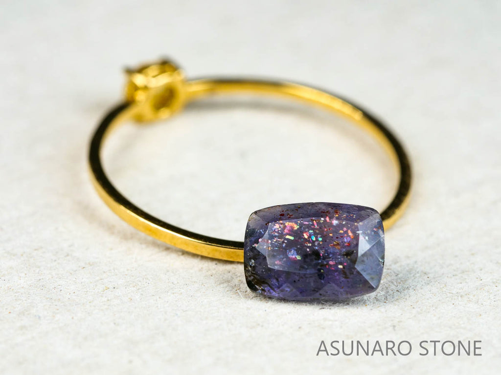 ブラッドショットアイオライト クッションカット インド産　　0.94ct【220104-207】