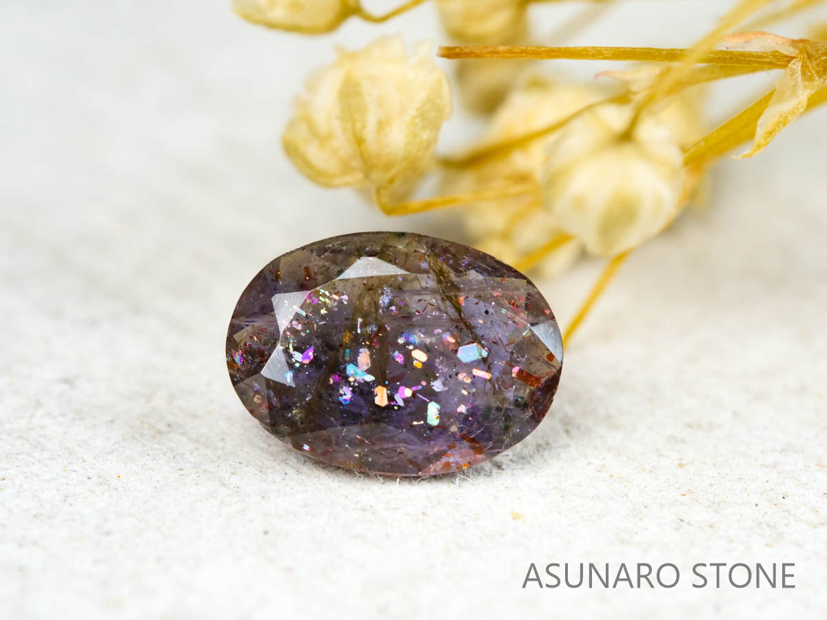 ブラッドショットアイオライト オーバルカット インド産　　0.71ct【220104-208】